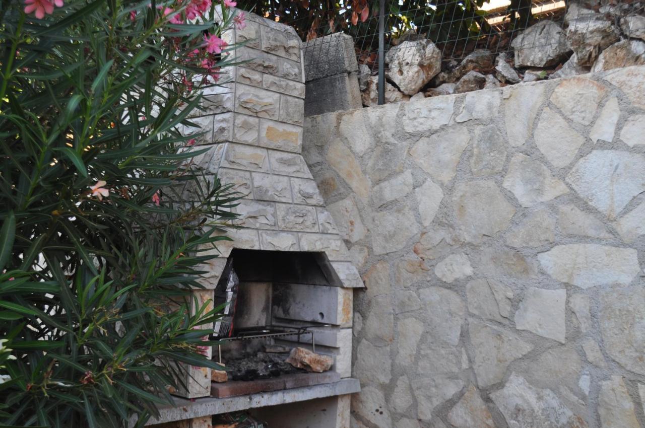 Kamenjak Volme, Cousy House With Pool Banjole Exterior photo